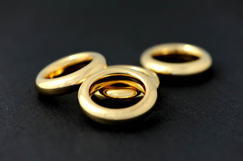 Anneau demi-rond en or jaune 750